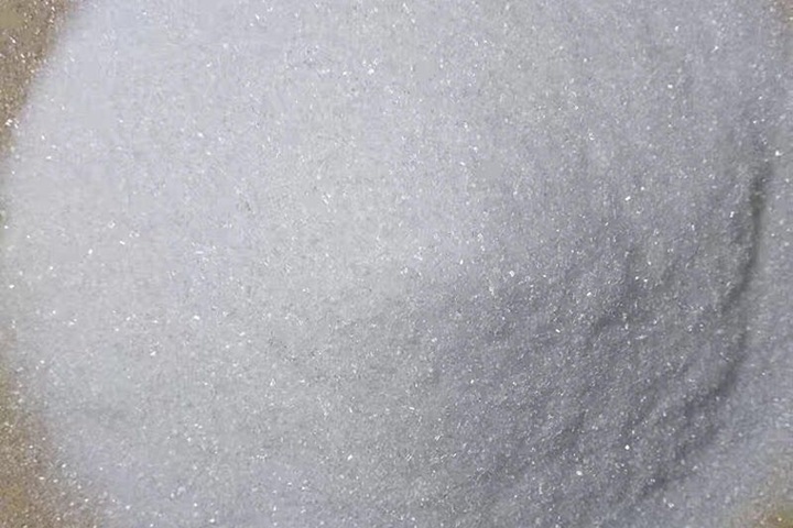 1723621360349201.jpg 用磷酸二氢钾种植月季花的使用方法