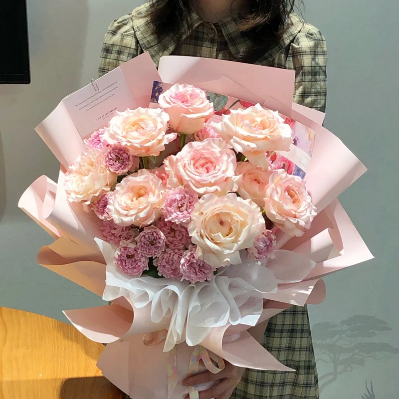1734748295213083.jpg 乔伊斯月季的优缺特点